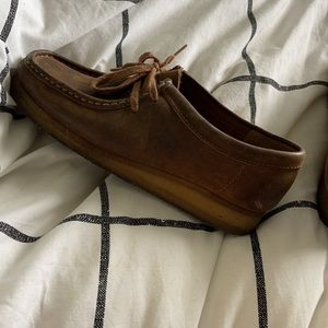 clarks wallabee’s
